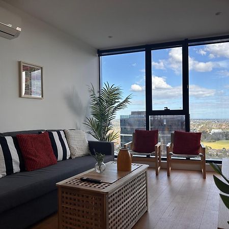 Skyview Retreat Whitehorse Tower Apartment Box Hill Exterior photo