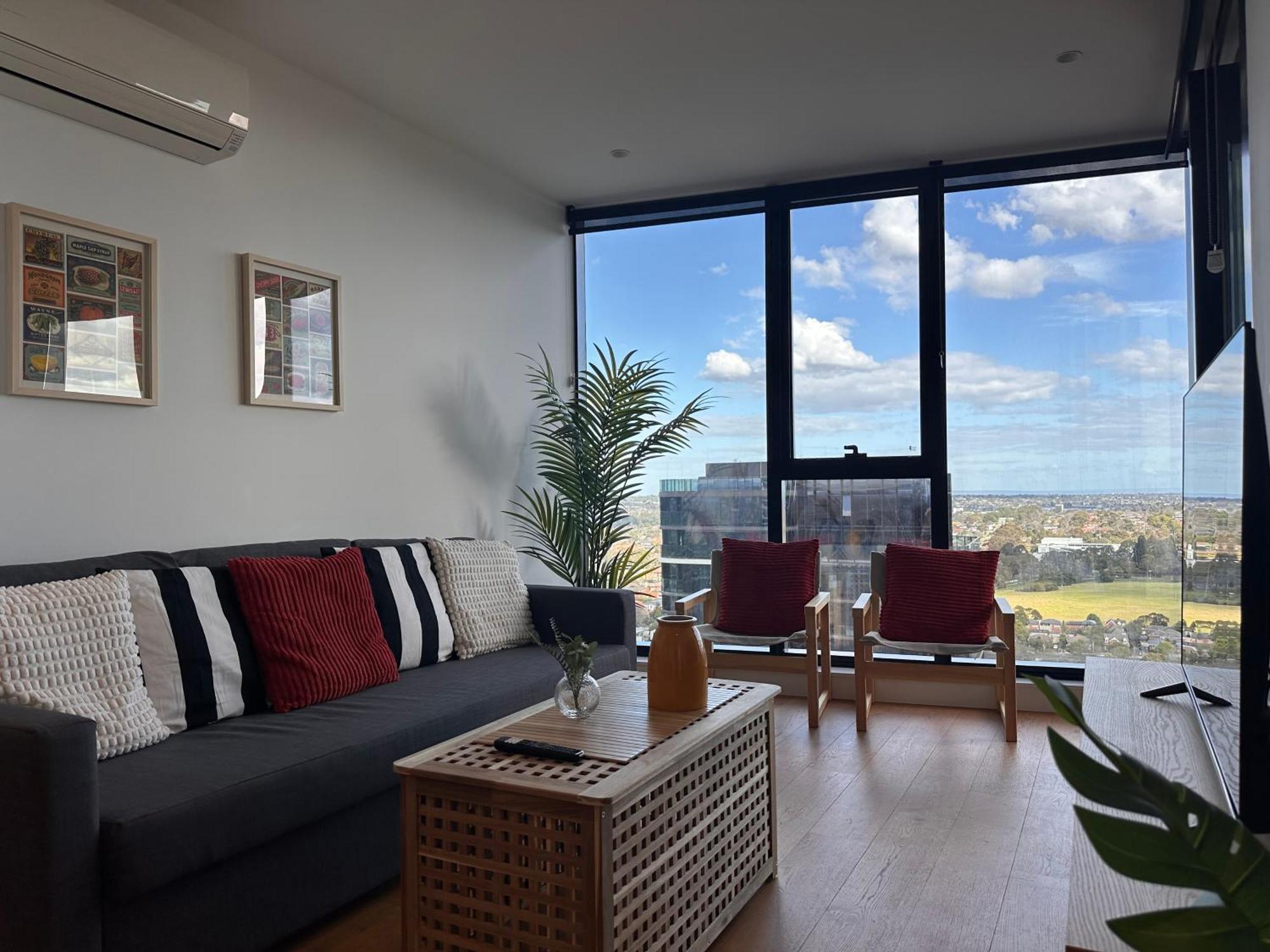 Skyview Retreat Whitehorse Tower Apartment Box Hill Exterior photo